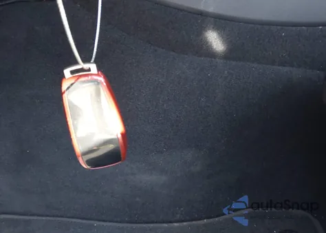 2022 Mercedes-Benz E 350 z USA, uszkodzony, nr VIN W1KZF8DB7NB097263